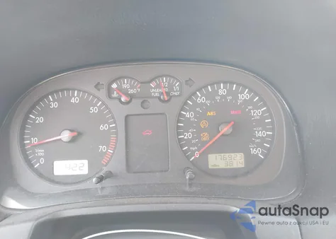 2001 Volkswagen Jetta Gls 1.8L Turbo z USA, uszkodzony, nr VIN 3VWSD69M21M226851